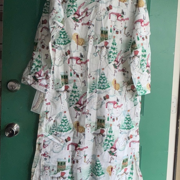 Daisy Kingdom small ladies holiday sleep shirt - Picture 7 of 11